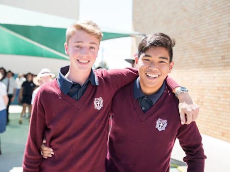 High School Australia - students in uniform