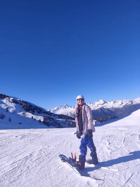 student skiing in Italy