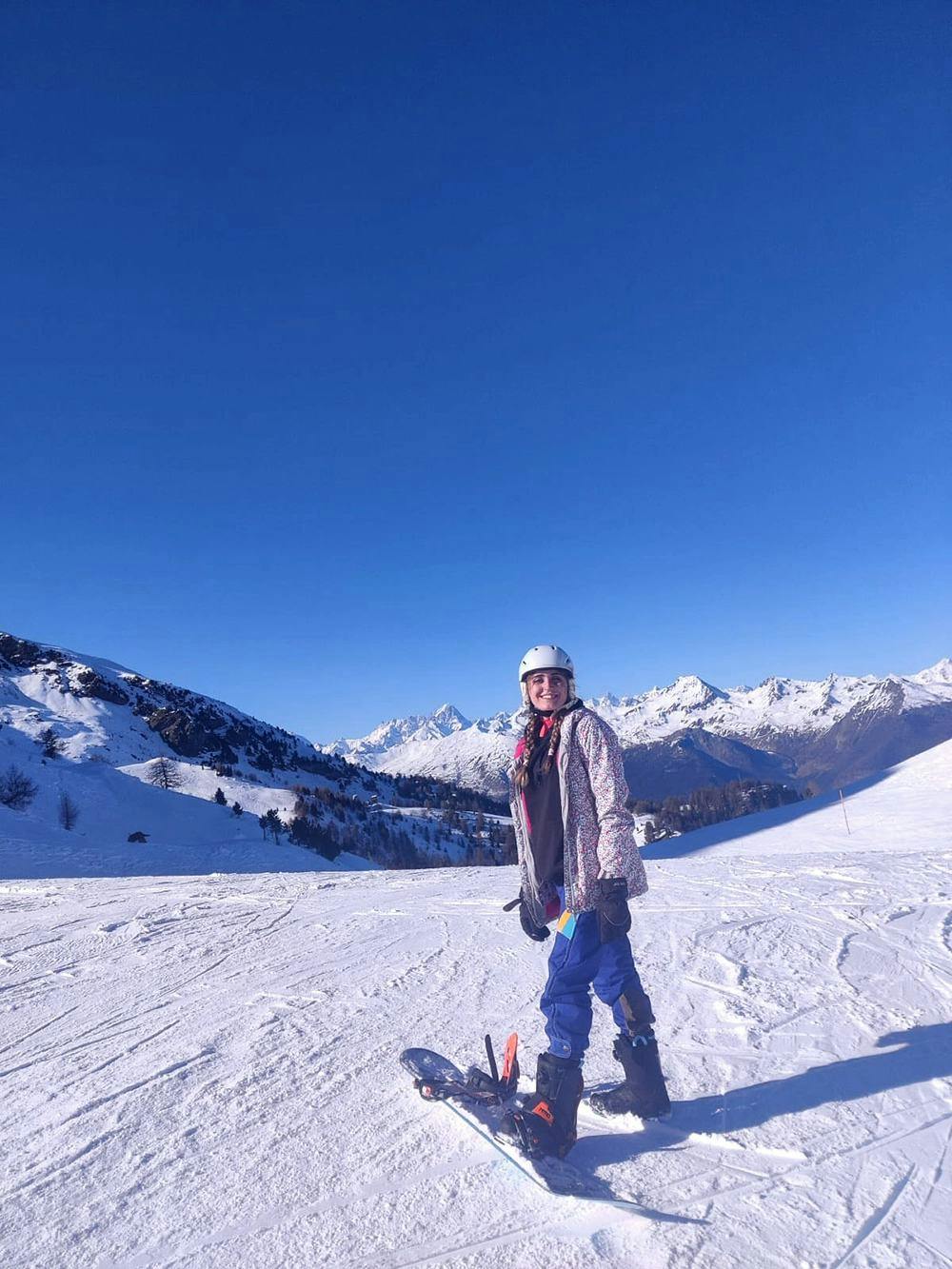 student skiing in Italy